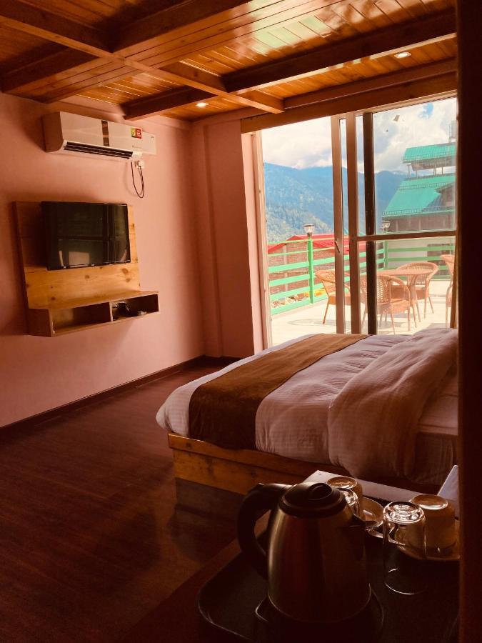 Vista Hill Resort- Centrally Heated & Air Cooled Resort, Manali ภายนอก รูปภาพ