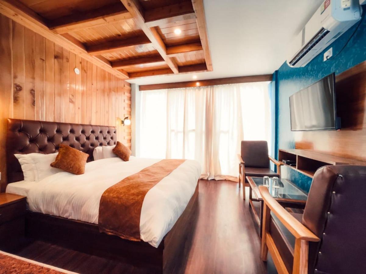 Vista Hill Resort- Centrally Heated & Air Cooled Resort, Manali ภายนอก รูปภาพ
