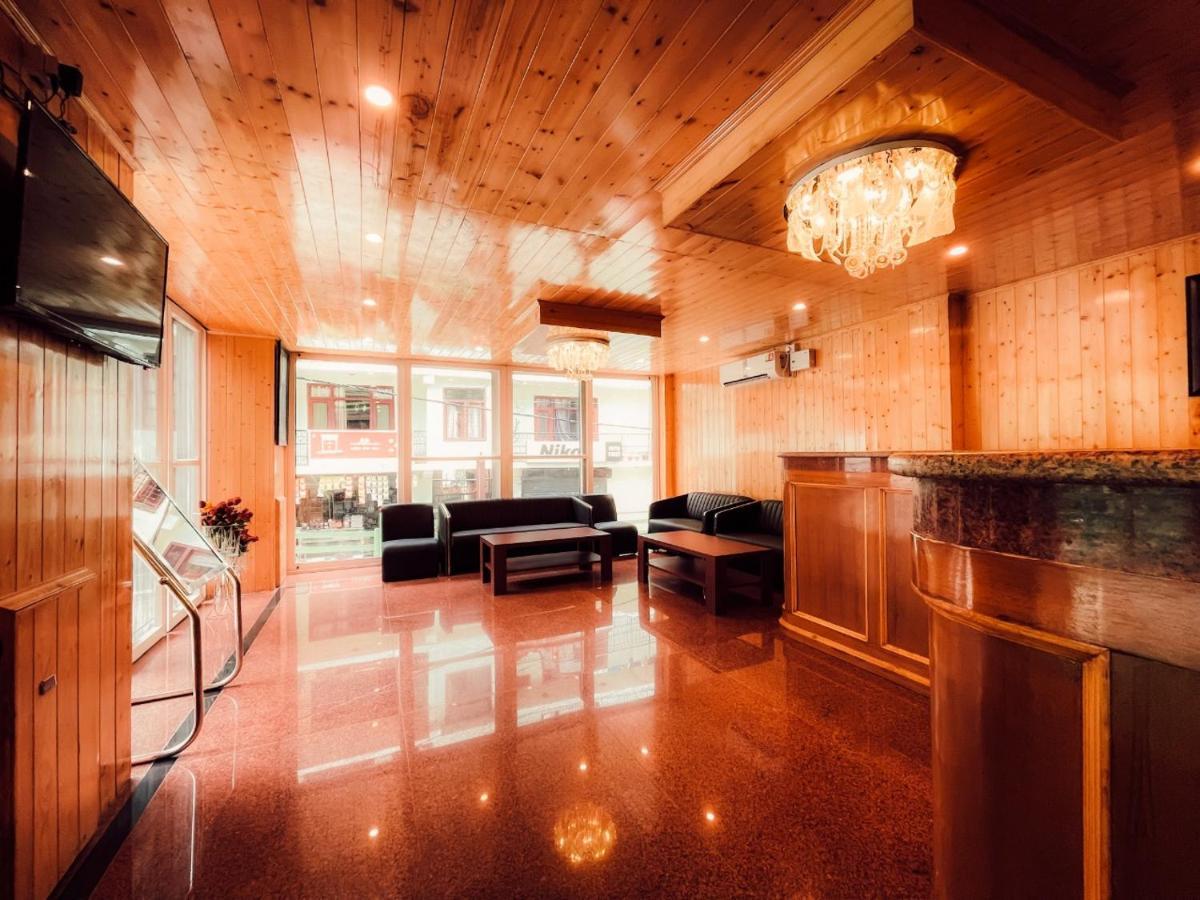 Vista Hill Resort- Centrally Heated & Air Cooled Resort, Manali ภายนอก รูปภาพ