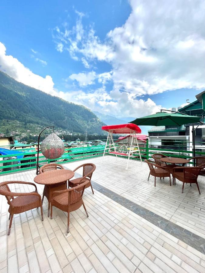 Vista Hill Resort- Centrally Heated & Air Cooled Resort, Manali ภายนอก รูปภาพ